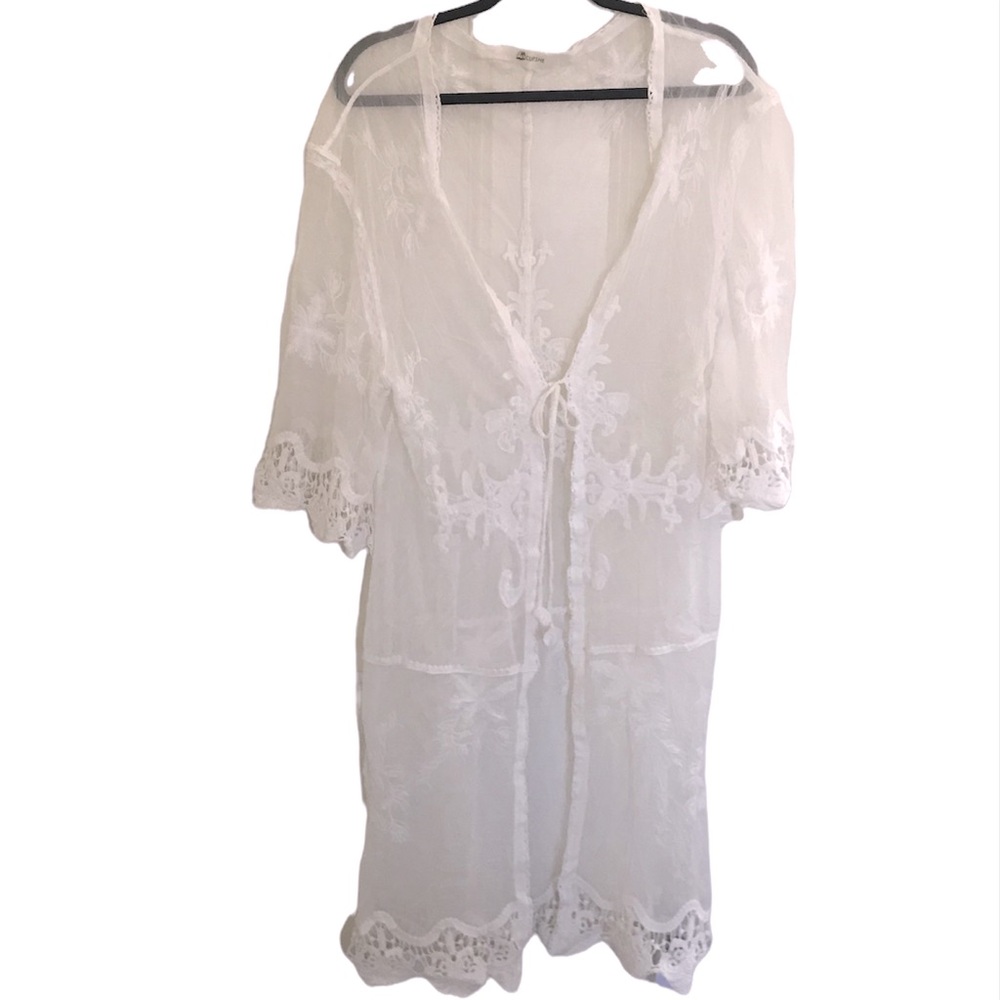 Cupshe White Lace Bathing Suit Cover-Up